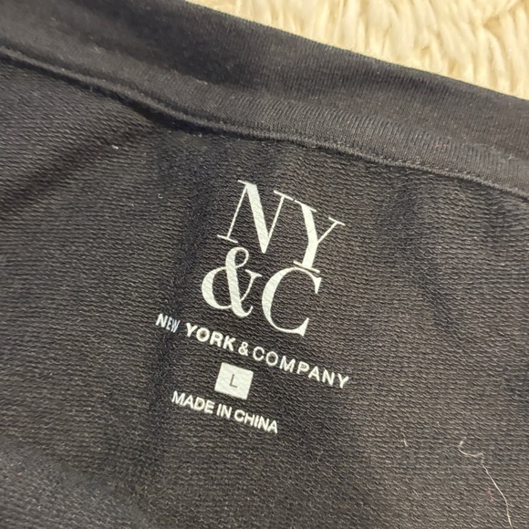 NY&CO Black sweater boat neck cheetah print three hearts size LARGE - Picture 3 of 8